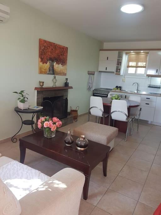 Amalthia Villa Sitia  Luaran gambar